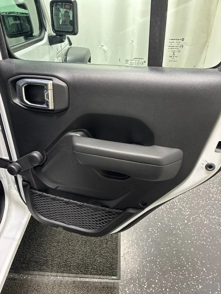 Used 2023 White Jeep Sport image 26