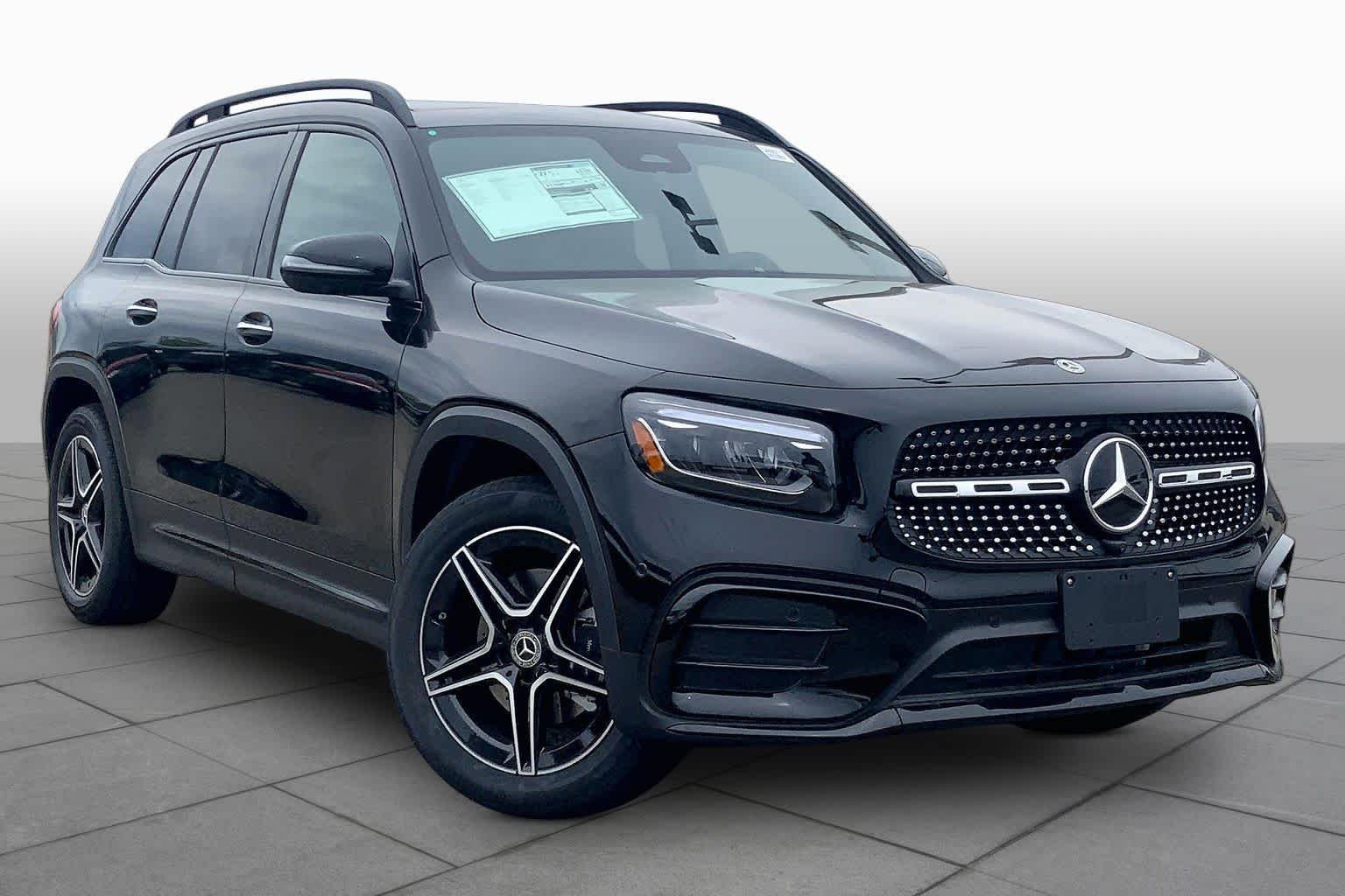 New 2026 Night Black Mercedes-Benz GLB 250 image 2