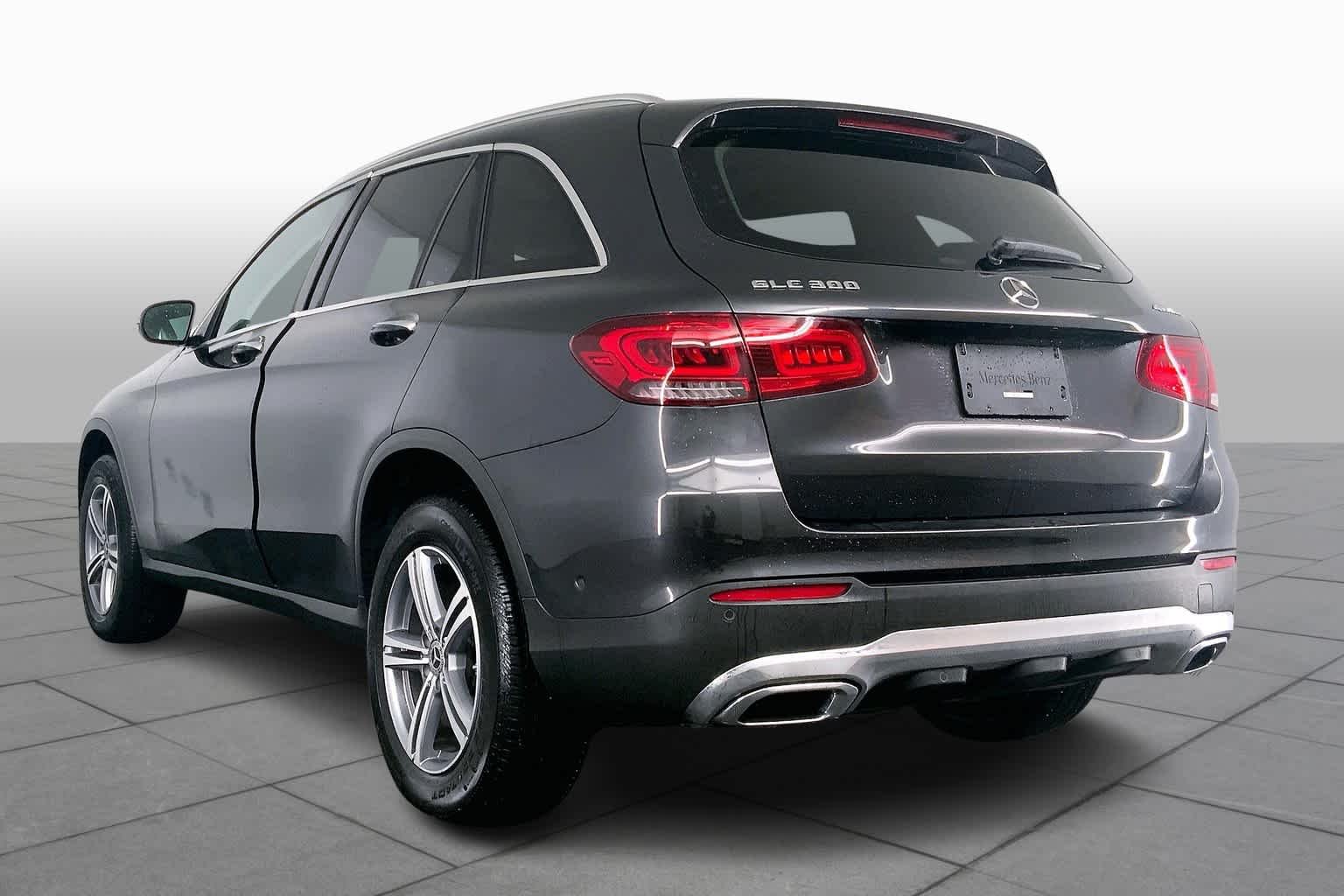 Used 2021 Graphite Grey Metallic Mercedes-Benz GLC 300 image 12