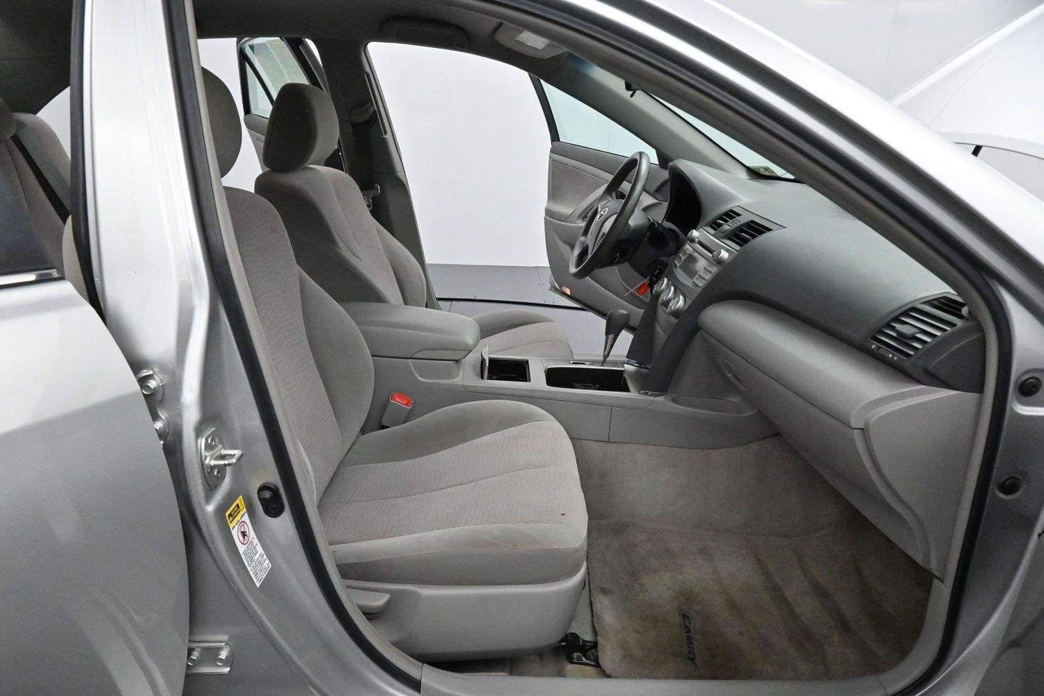 Used 2010 Classic Silver Metallic Toyota LE image 23