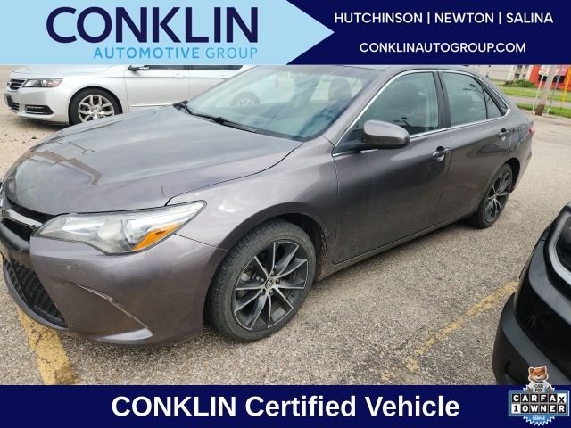 Used 2016 Gray Toyota XSE image 1