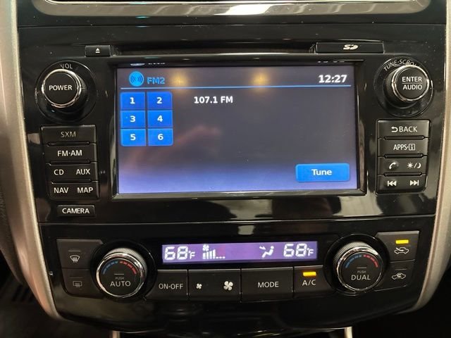 Used 2014 Blue Nissan 2.5 SL image 18