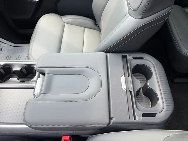 New 2027 Dark Matter Gray Metallic Ford MAX Active image 27