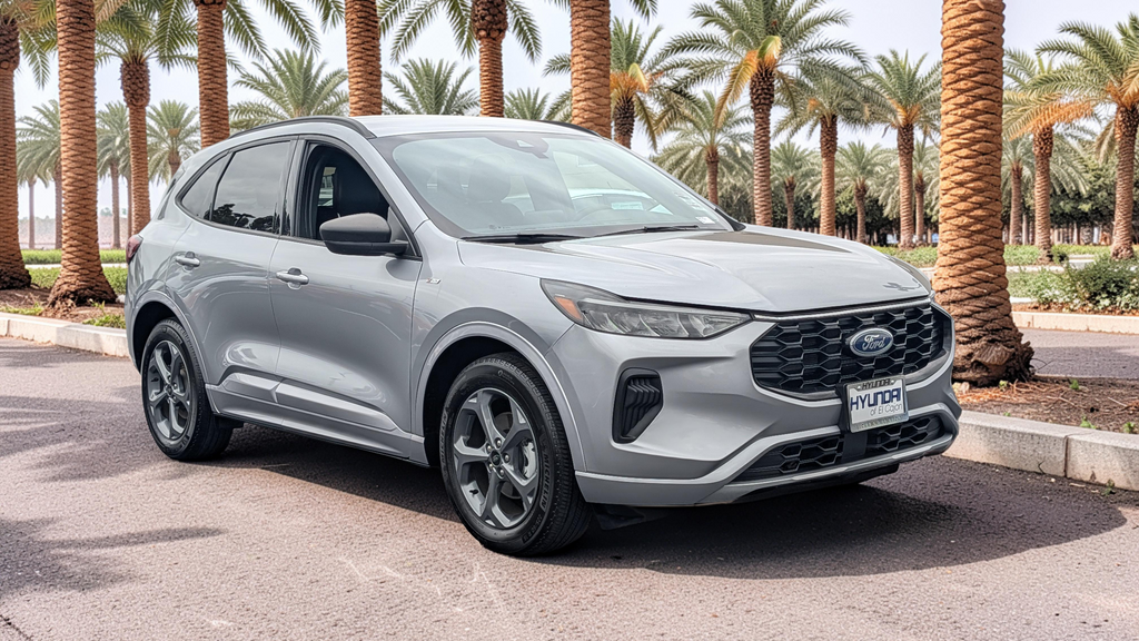 2024 Ford Escape ST-Line - Photo 4