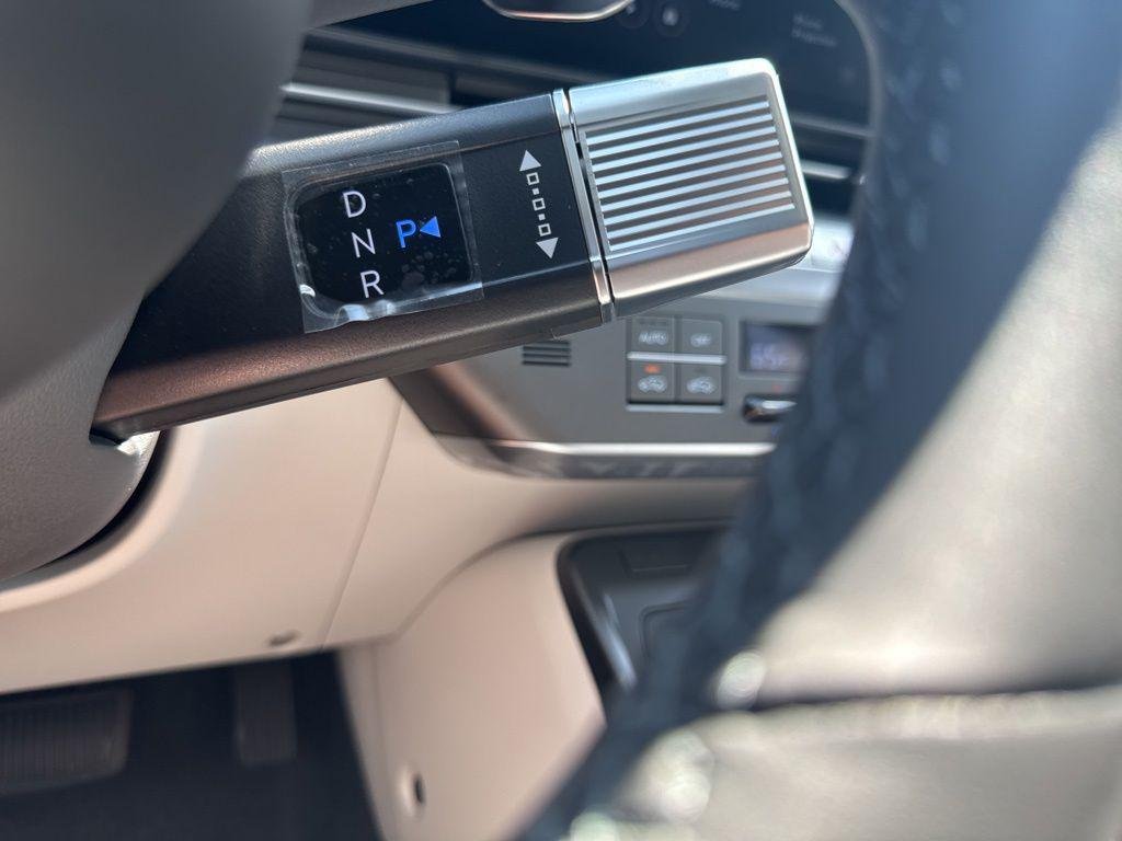 New 2026 Green Hyundai SEL Premium AWD image 17