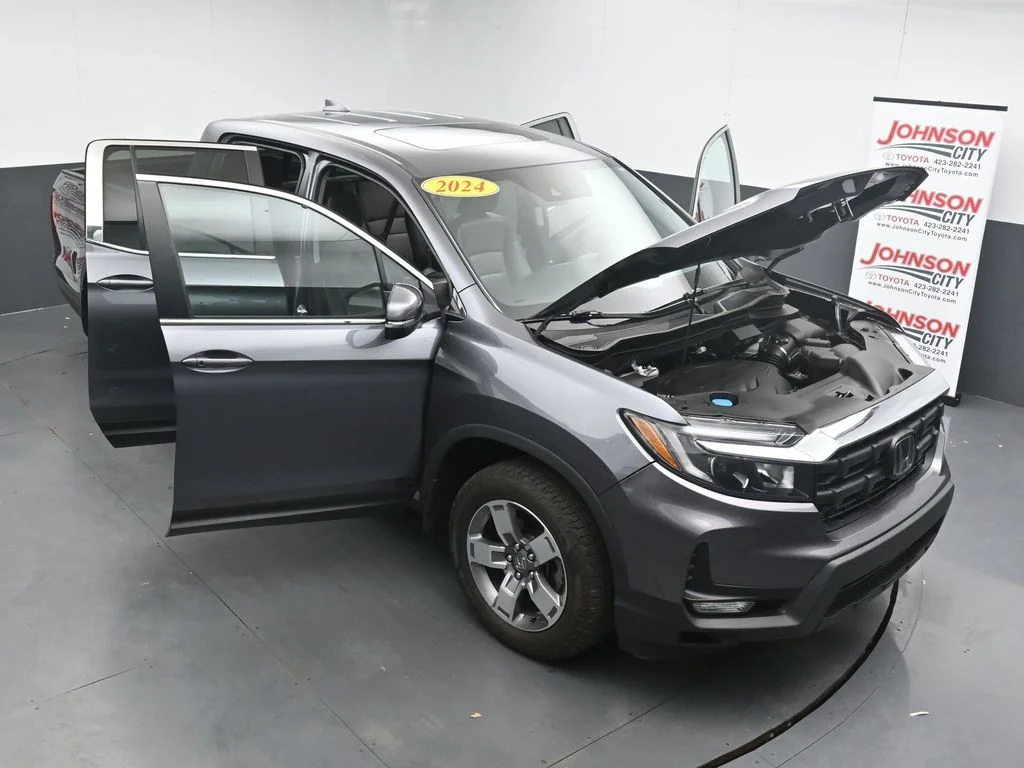 Used 2024  Honda RTL image 39