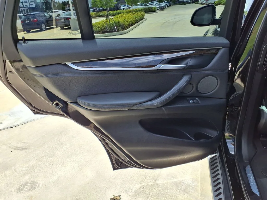 Used 2016 Black BMW xDrive35i image 18