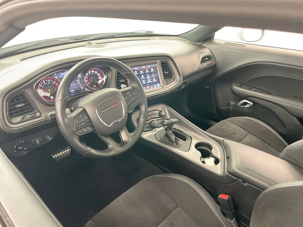 Used 2023 Triple Nickel Clear Coat Dodge R/T Scat Pack image 10