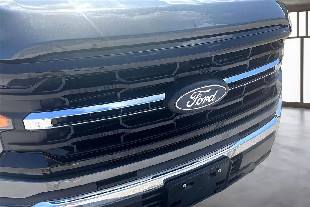 Used 2026 Gray Ford XLT image 30