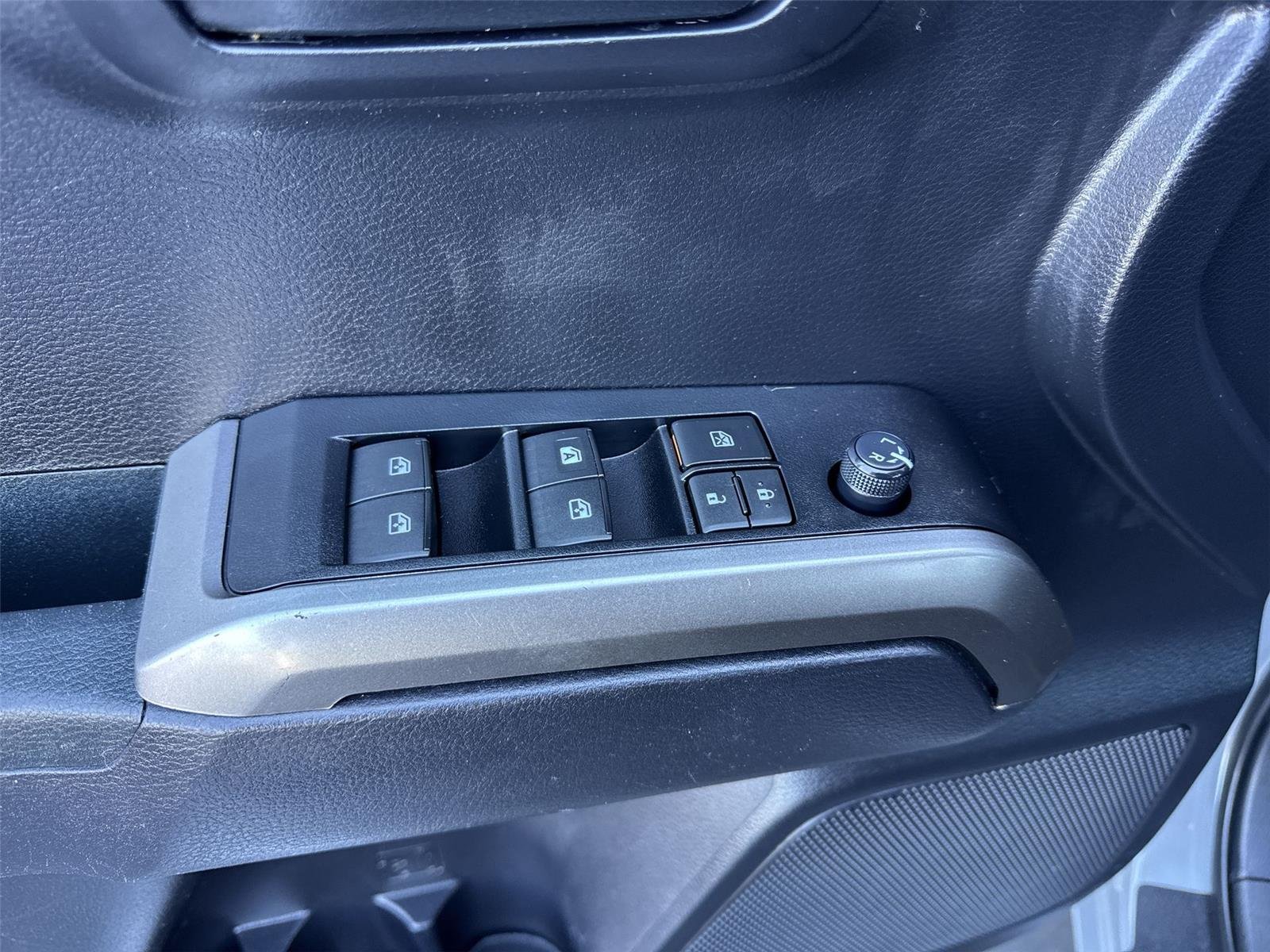 2020 Toyota Tacoma SR5 - Photo 27