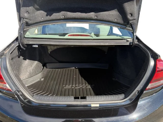 Used 2013 Black Honda LX image 33