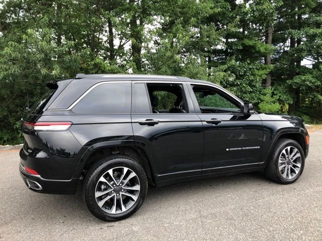 Used 2023 Diamond Black Jeep Overland 4xe image 4