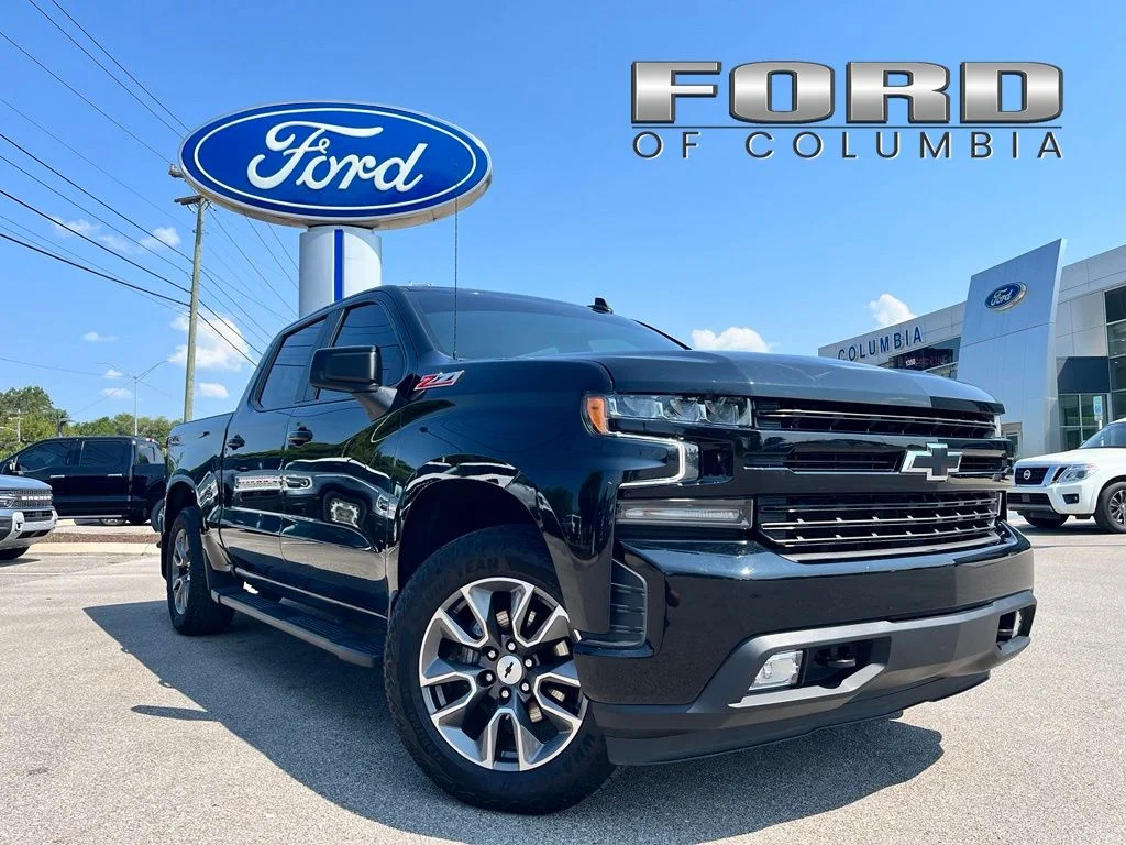 Used 2022 Black Chevrolet RST image 1