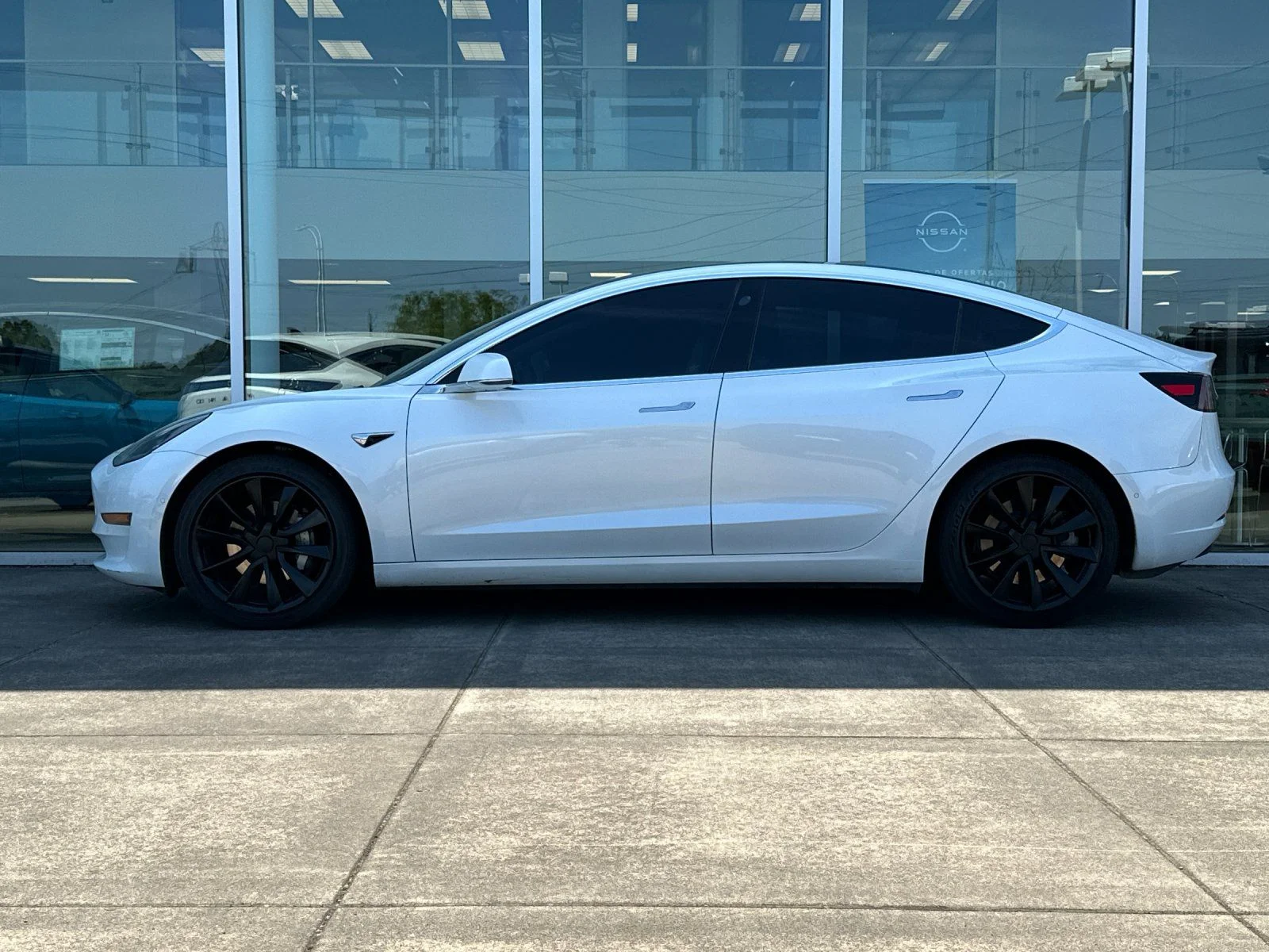 Used 2020 Pearl White Multi-Coat Tesla Long Range image 6
