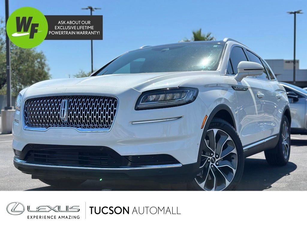 Used 2022 White Lincoln Reserve image 1