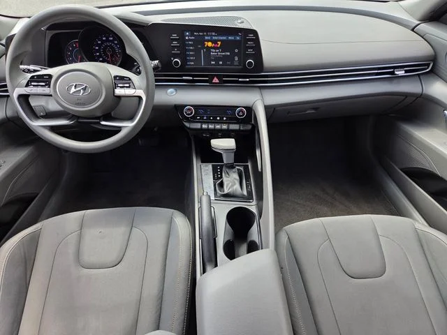 Used 2023 Silver Hyundai SEL image 14
