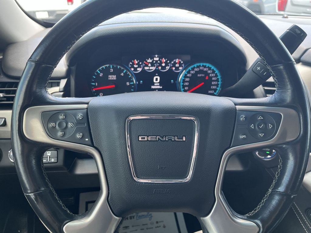 Used 2019 Gray GMC Denali image 14