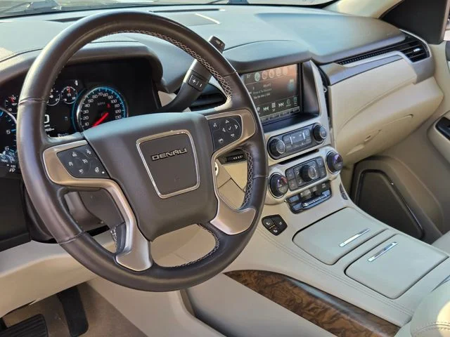 Used 2019 Black GMC Denali image 10