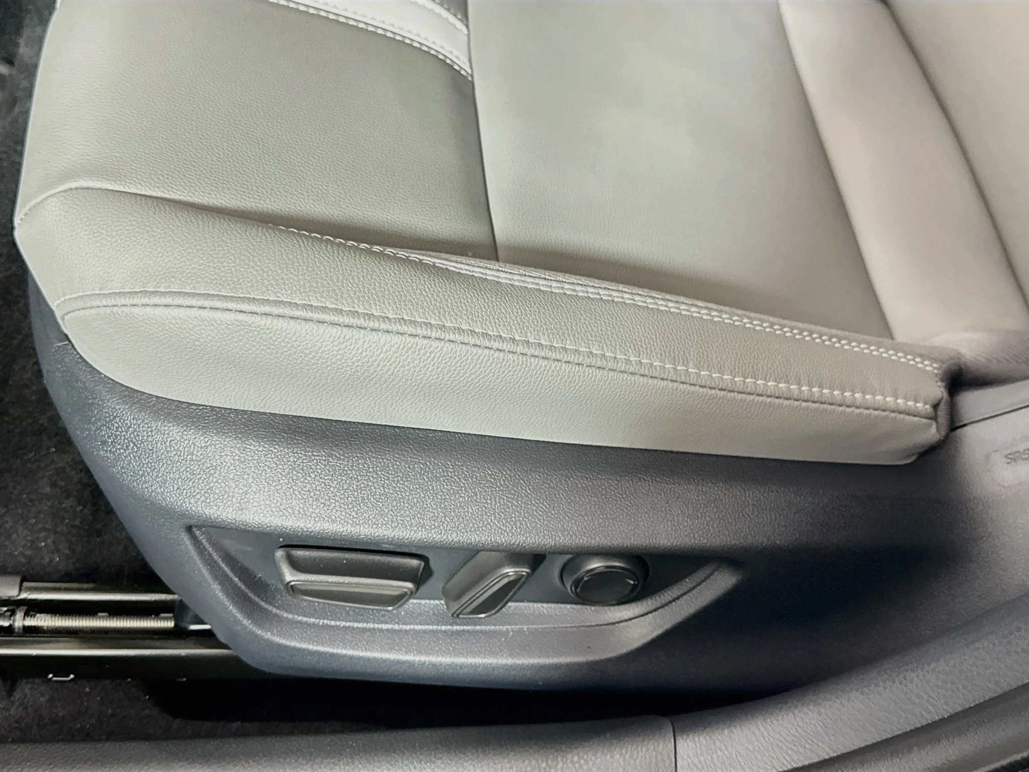 Certified Used 2024 Ice Cap Toyota LE image 19
