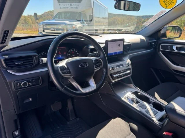Used 2023 Black Ford XLT image 24