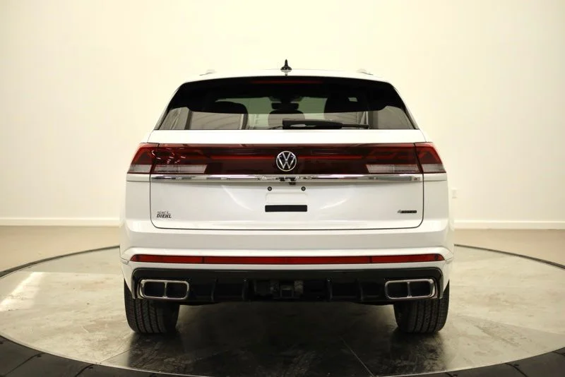 New 2026 White/off-white Volkswagen 2.0T SEL Premium R-Line image 4