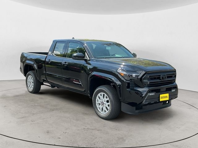 New 2026 Black Toyota  SR5 image 3