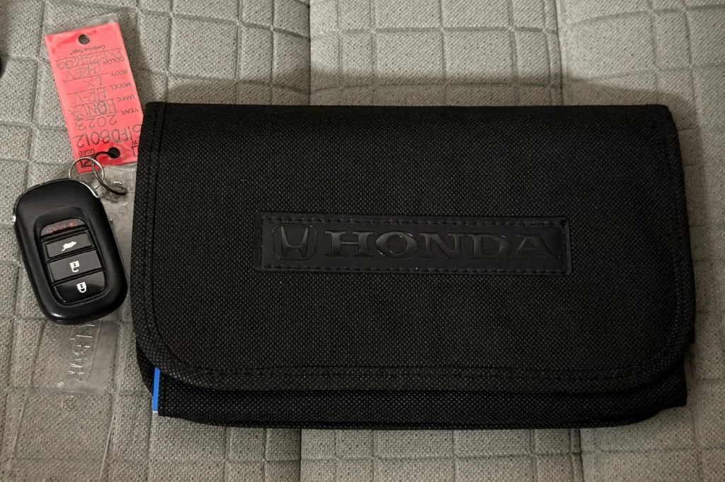 Used 2023  Honda LX image 13