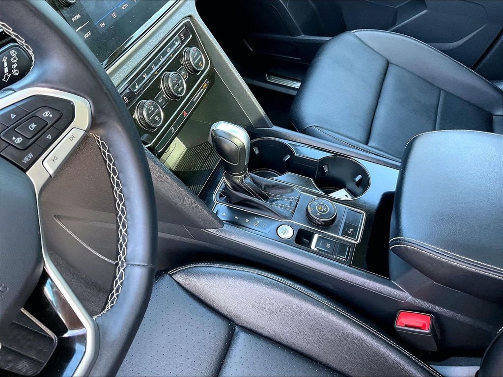 Used 2023 Gray Volkswagen 3.6L V6 SE w/Technology image 21