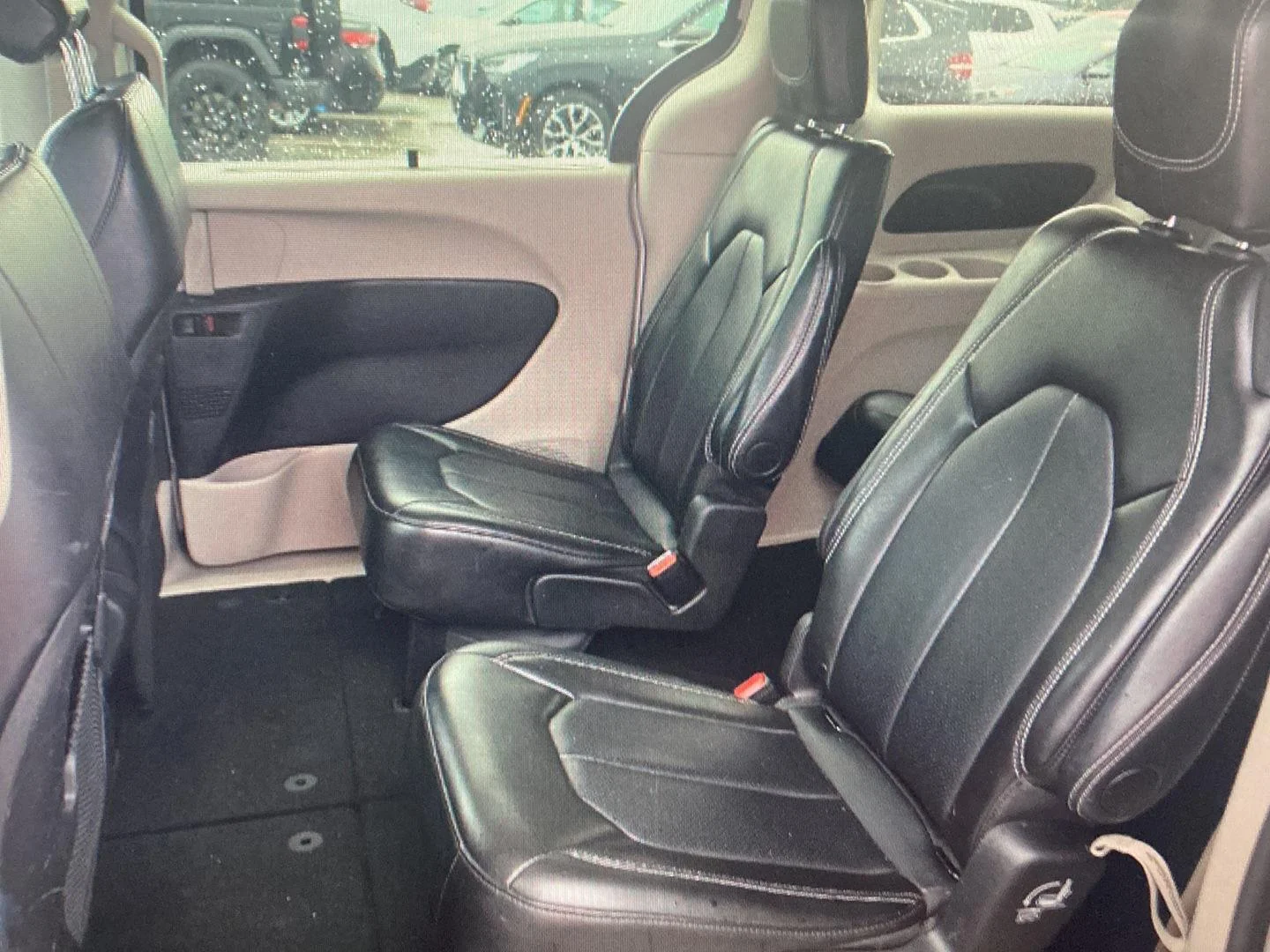 Used 2024 Bright White Clearcoat Chrysler Touring L image 3