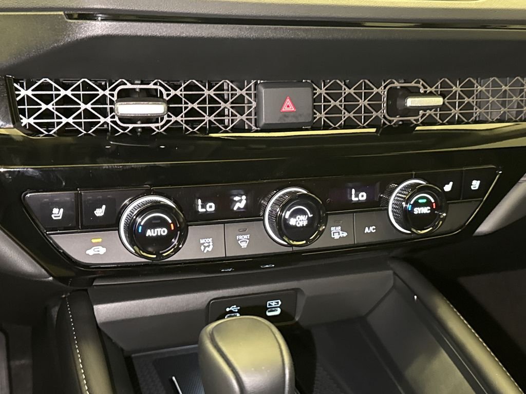 New 2026 Platinum White Pearl Honda Touring image 26