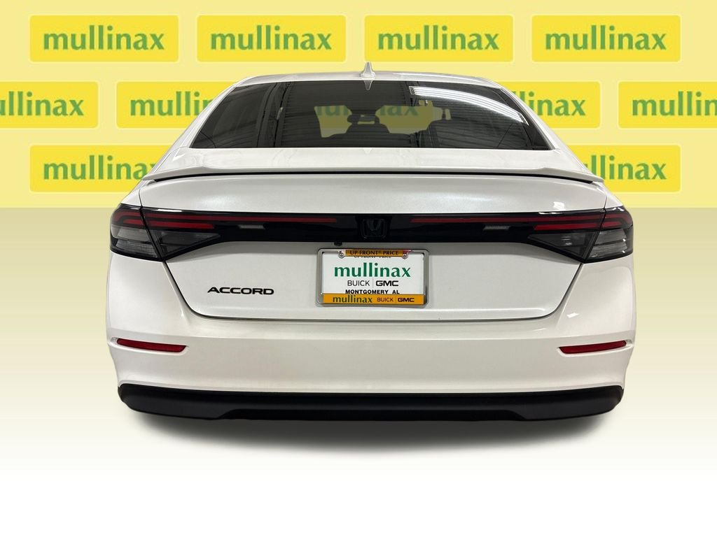 Used 2023 White Honda LX image 17