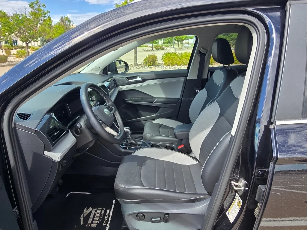 Used 2023 Deep Black Pearl Volkswagen SEL image 12