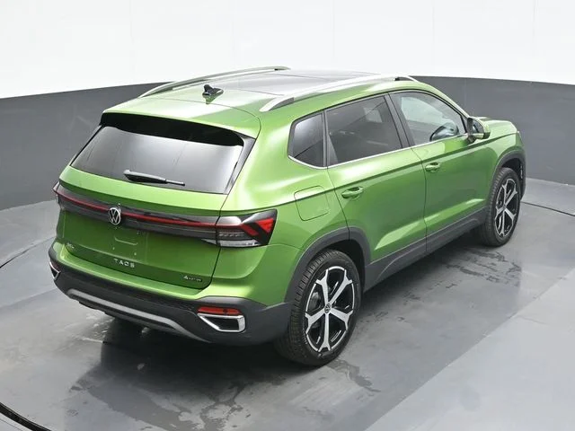 New 2026 Green Volkswagen 1.5T SEL image 17