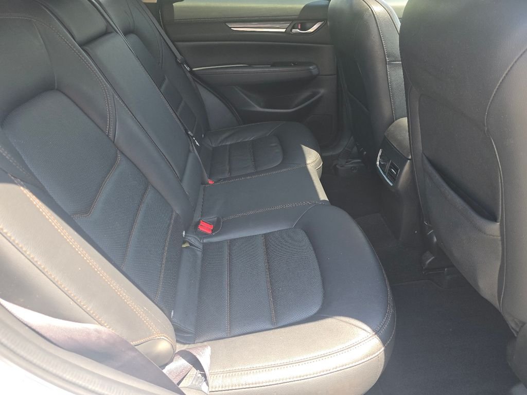 Used 2019 Sonic Silver Metallic Mazda Grand Touring image 18
