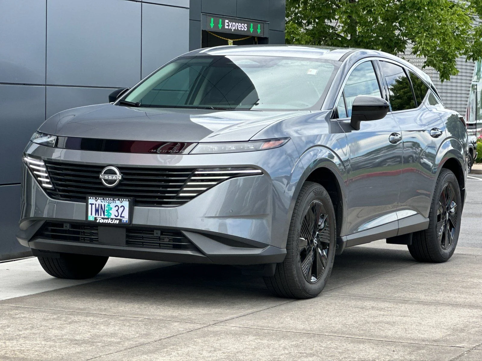 Used 2025 Gun Metallic Nissan SV image 7