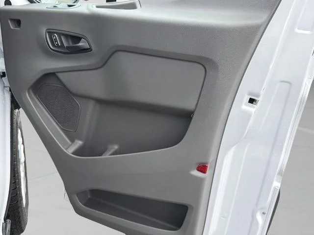 2025 Ford E-Transit Cargo Van Base - Photo 25