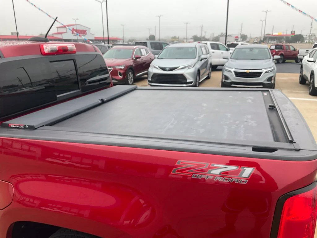 Used 2021 CHERRY RED TINTCOAT Chevrolet 4WD Z71 image 63