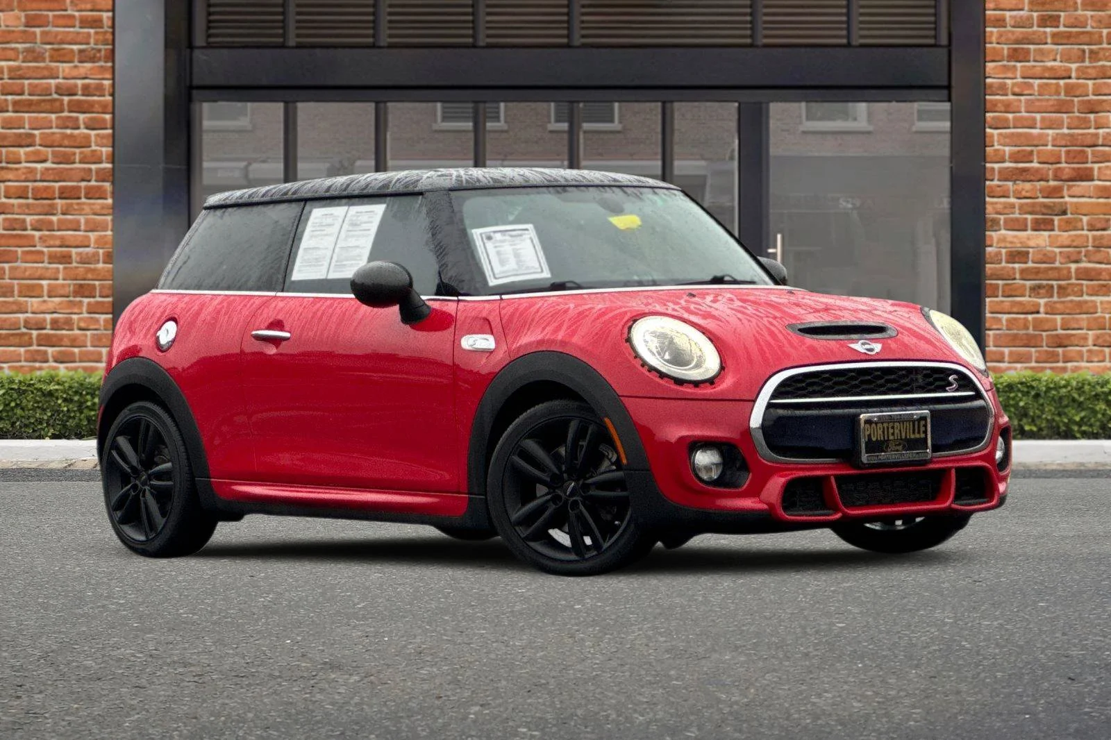 Used 2017 MINI Cooper S with VIN WMWXP7C54H3B93662 for sale in Porterville, CA