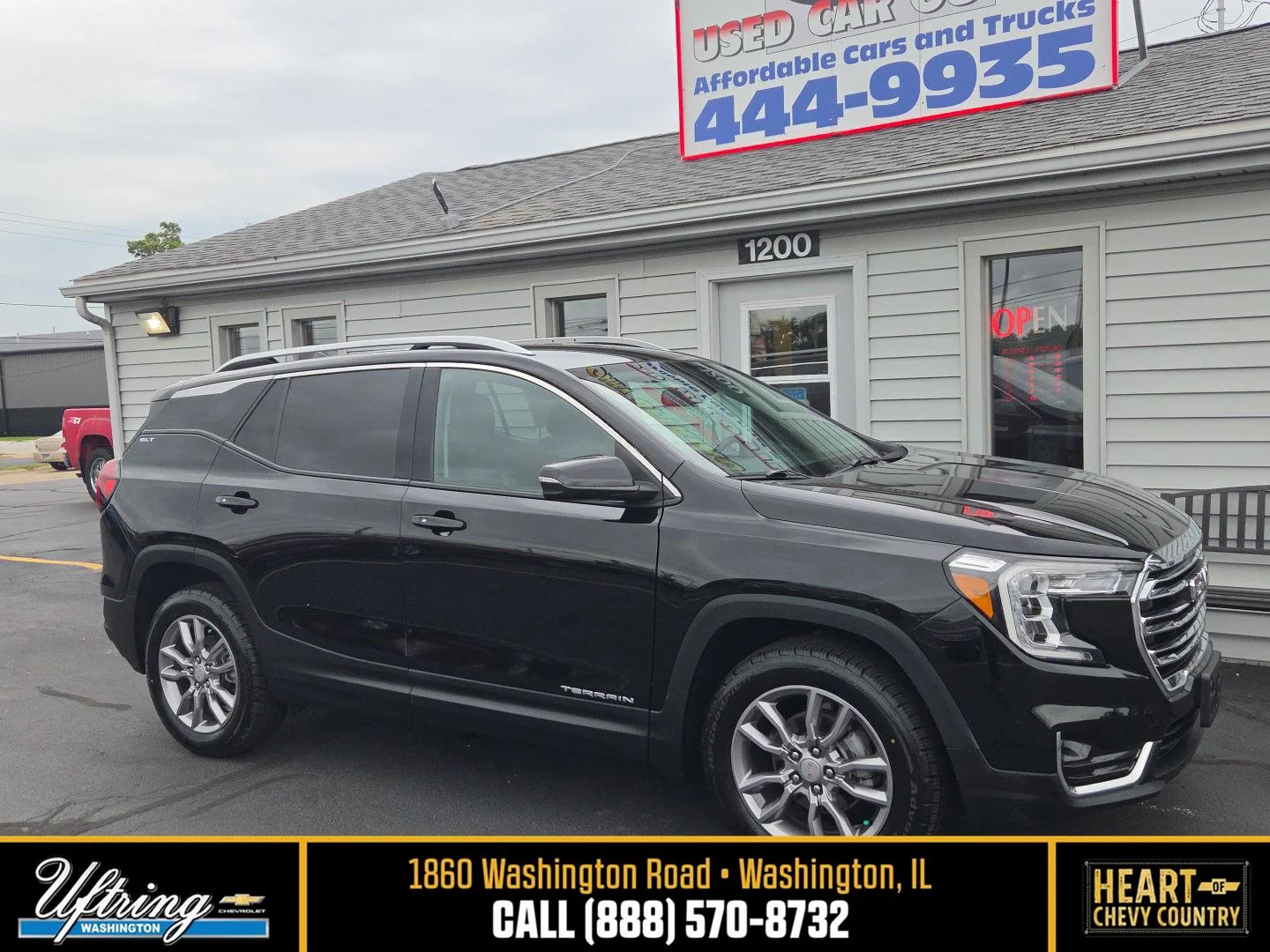 Used 2022 EBONY TWILIGHT METALLIC GMC SLT image 1