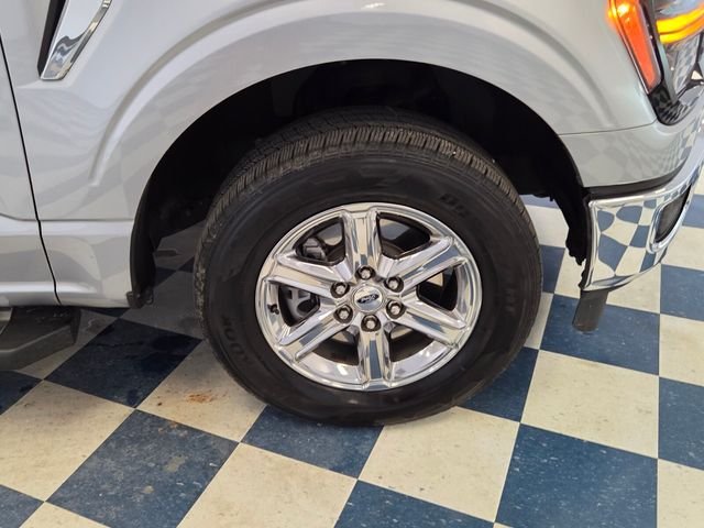 Used 2024 Silver Ford XLT image 11