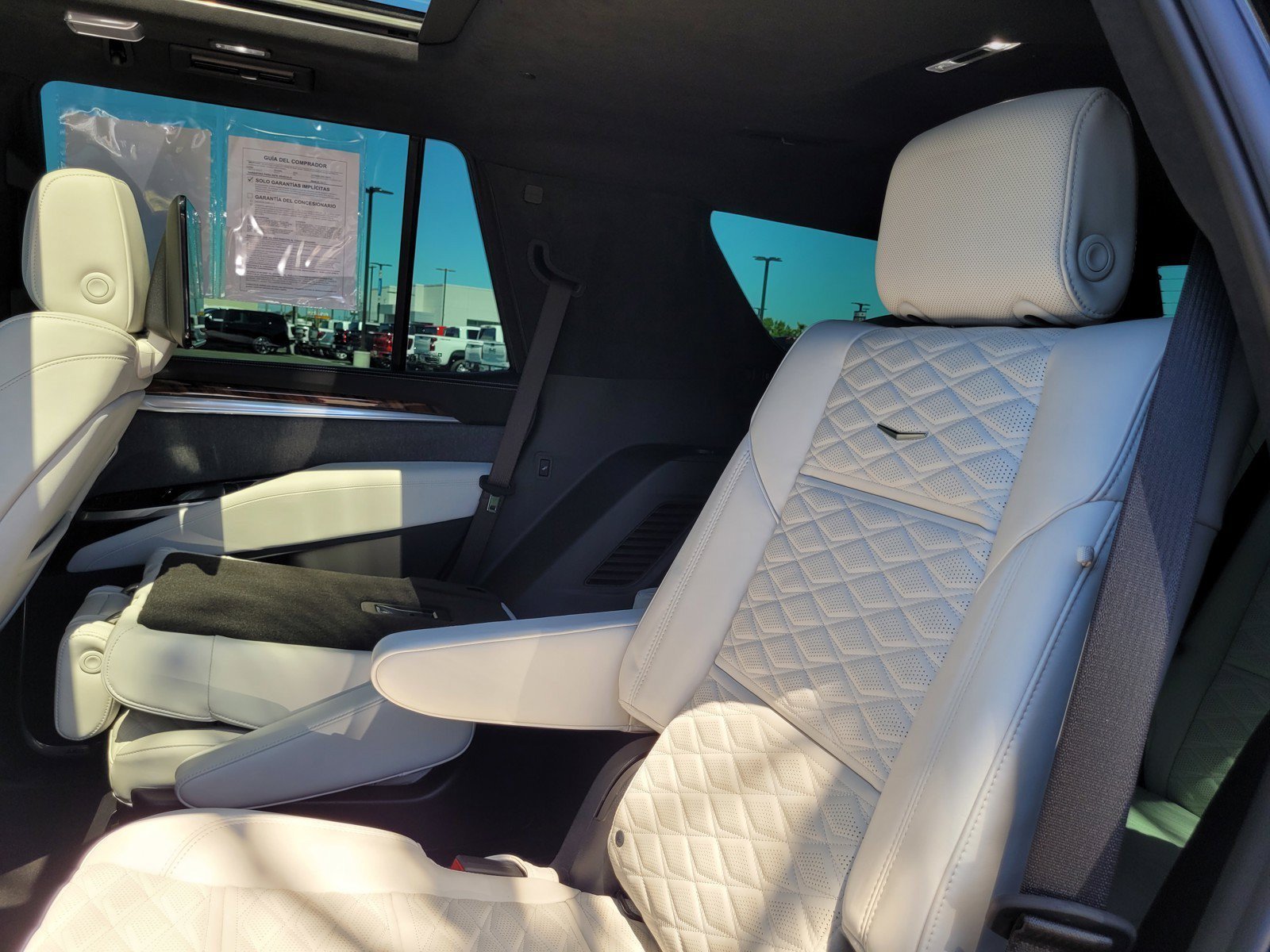 Certified Used 2025 Black Raven Cadillac Sport Platinum image 14