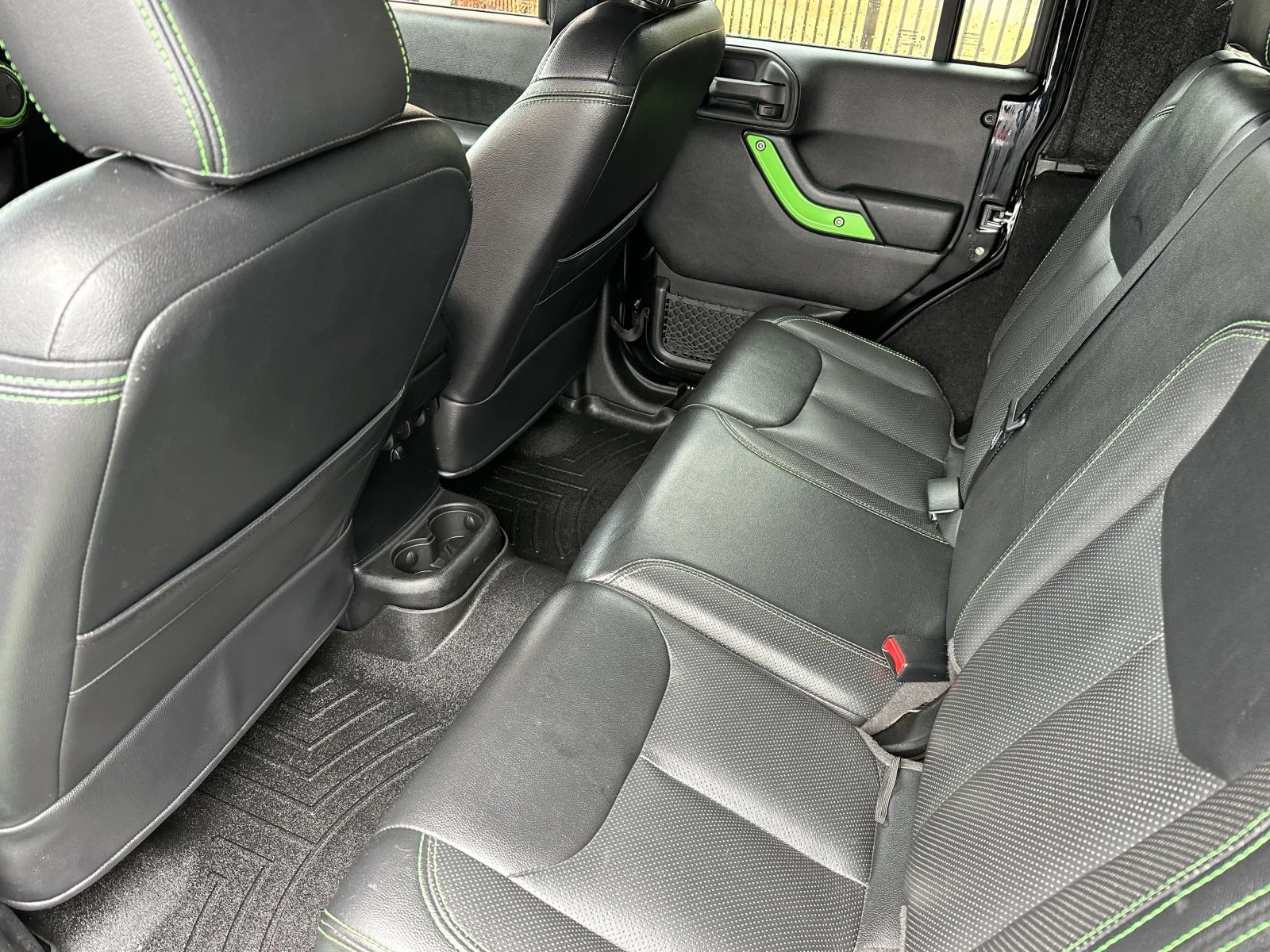 Used 2016 Black Clearcoat Jeep Sport image 14
