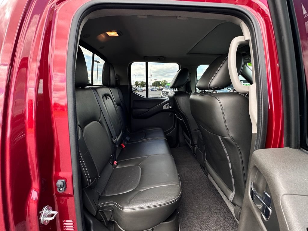 Used 2021 Red Nissan Crew Cab PRO-4X 4x4 image 17