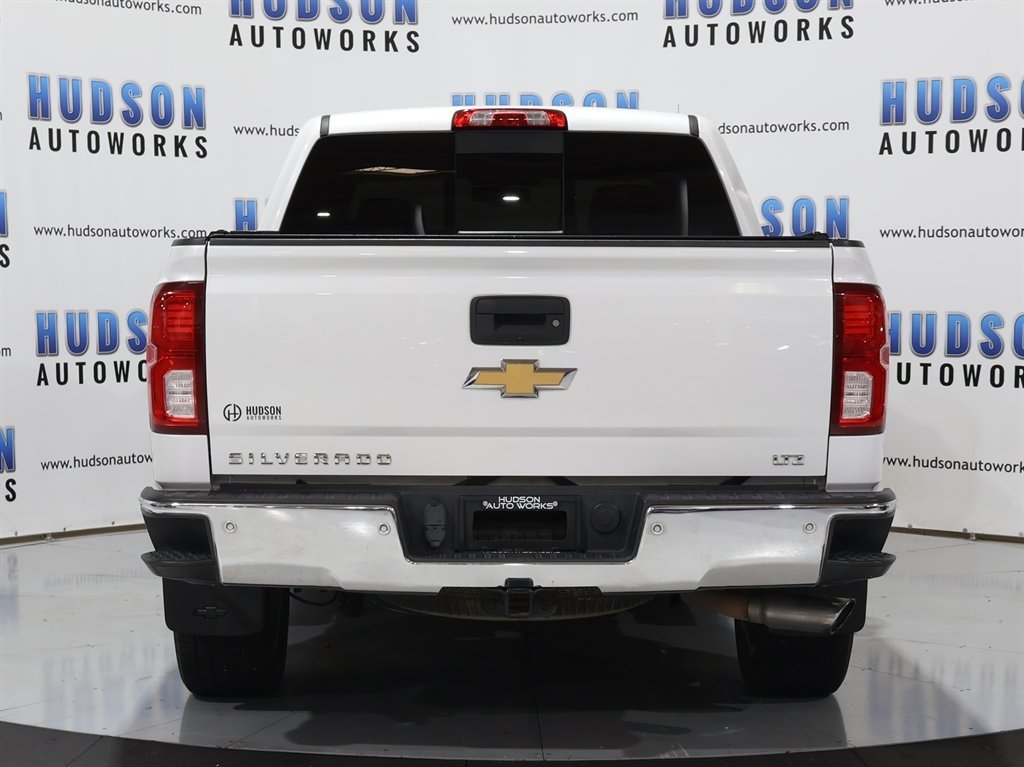 2018 Chevrolet Silverado 1500 LTZ photo 4