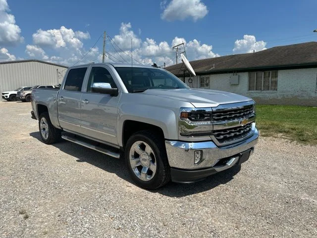 Used 2016 Silver Chevrolet LTZ image 2