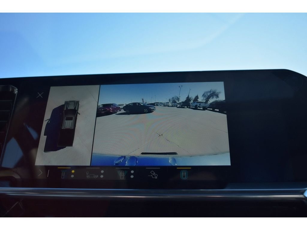 2025 Chevrolet Silverado 3500 HD LTZ - Photo 26