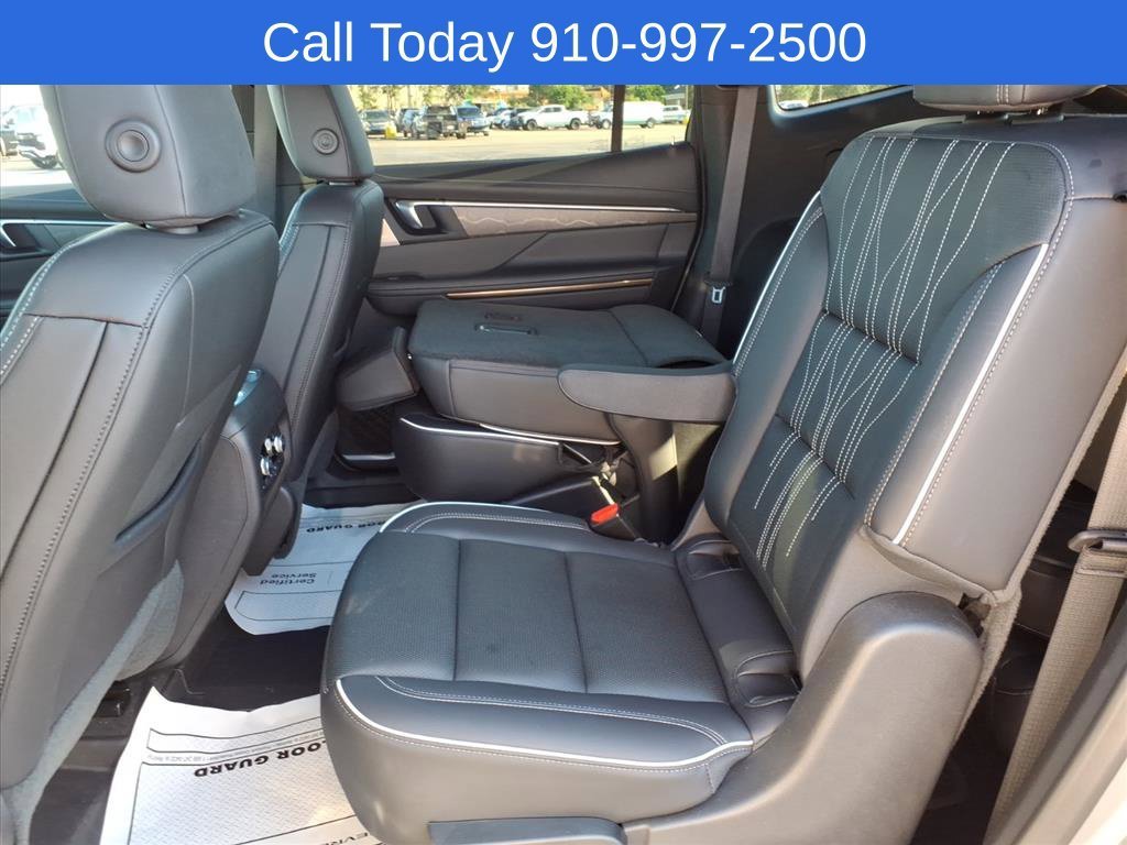 Used 2025 Moonstone Gray Metallic Buick Avenir image 24