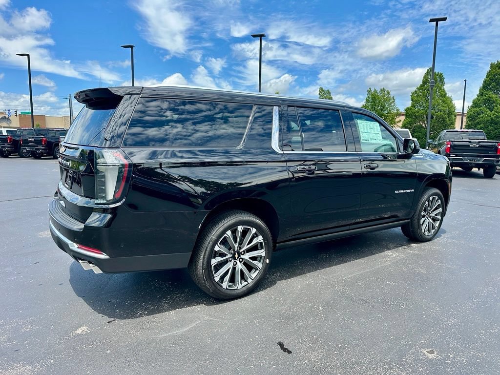 2026 Chevrolet Suburban High Country - Photo 3