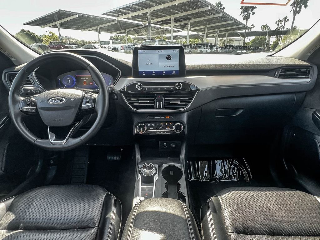 Used 2022 Gray Metallic Ford SEL image 12