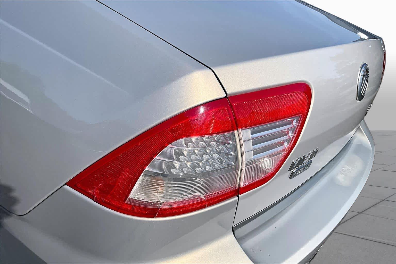 Used 2009 Tuxedo Black Metallic Mercury Premier image 27